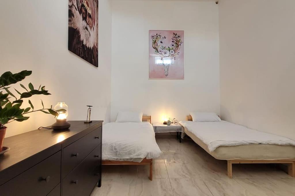 Apartment Luxury En-suite Double. Beach-house With Sea Views Mellieha