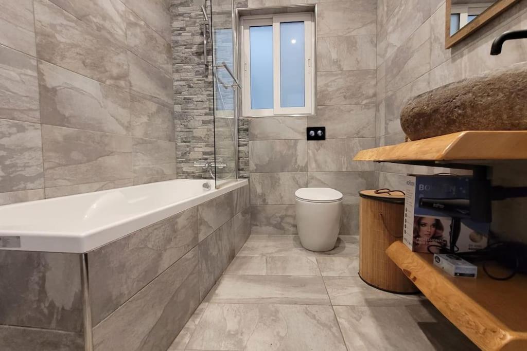 Apartment Luxury En-suite Double. Beach-house With Sea Views Mellieha