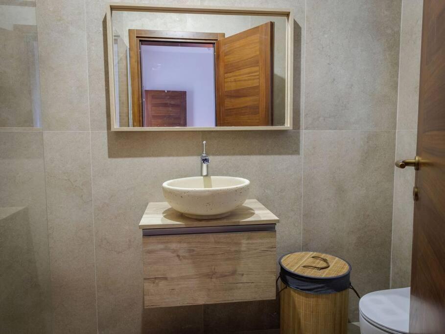 Apartment Luxury En-suite Double. Beach-house With Sea Views Mellieha